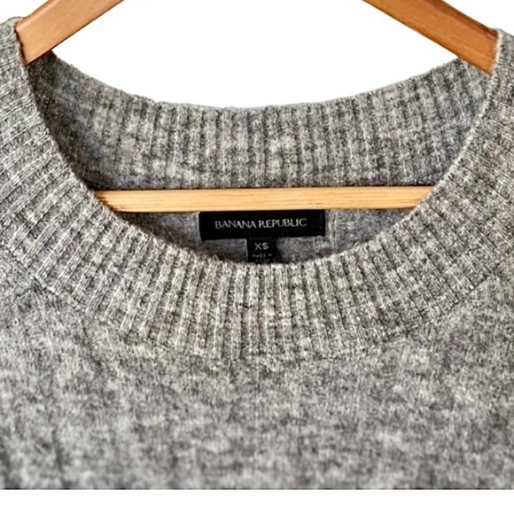 Banana Republic | Mock Neck Sweater | Grey Wool Blend | Women’s Size XS - Picture 5 of 8